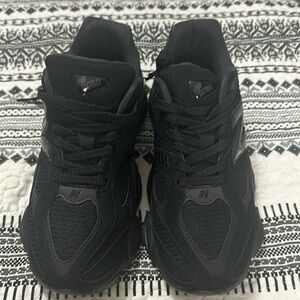 Men’s new balance all black 9060